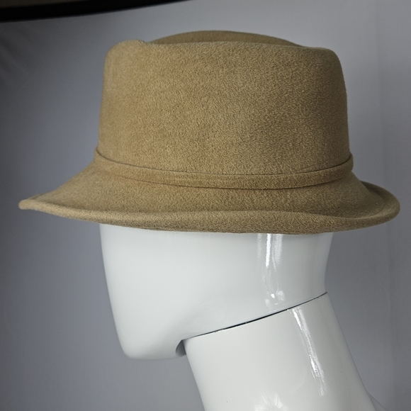 Vintage Betmar New York wool Camel hat - Picture 6 of 16